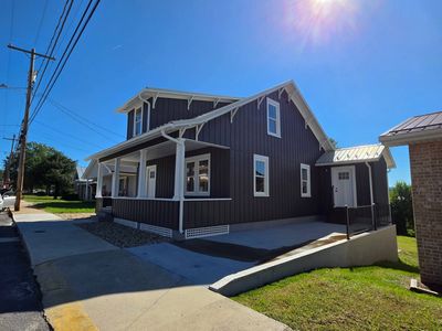 112 Highland Ave