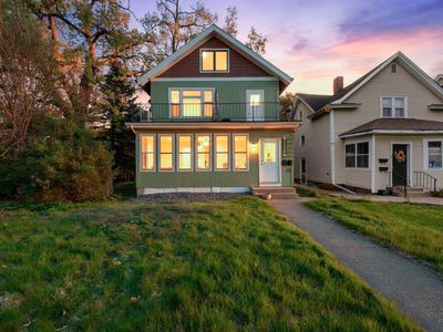 1217 Grand Ave