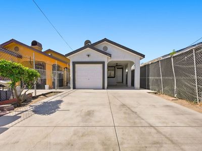 2414 Santa Ana Blvd S