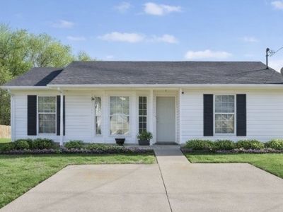 Property at 1135 Keith Ave, Oak Grove, KY