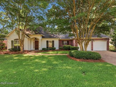 383 Pinewood Ln