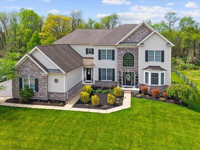33 Waterton Dr