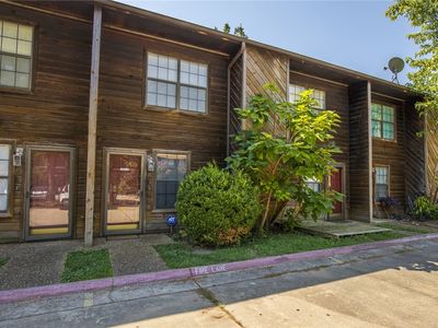 1370 N Oakland Ave APT 7