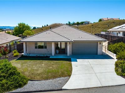 3435 Catalina Pl