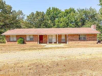 Property at 1372 N 4220th Rd, Hugo, OK