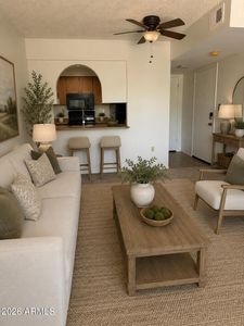 3033 E DEVONSHIRE Avenue #3013
