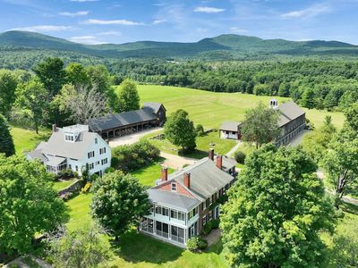 37 Old County Farm Road