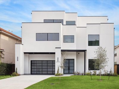 3209 McCulloch Cir