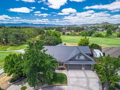 1085 Oak Grove Ct