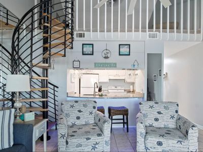 3600 Thomas Dr APT C302