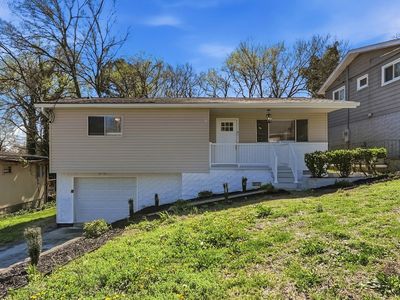 3306 Idlewild Dr