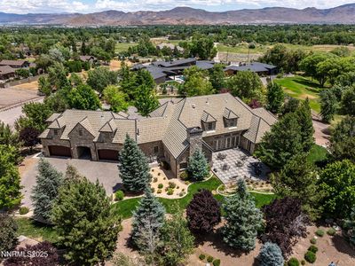 8741 Lakeside Dr