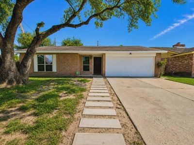 7422 Silent Wood Ln