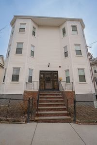 171 Hichborn St APT 2R