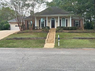112 Winterset Dr
