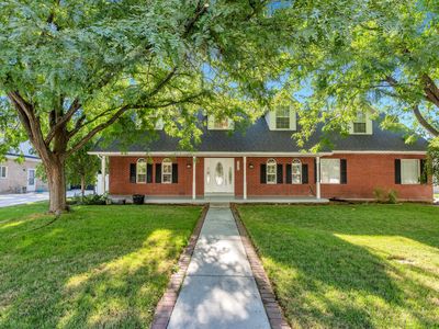 1526 E Pheasant Run Dr