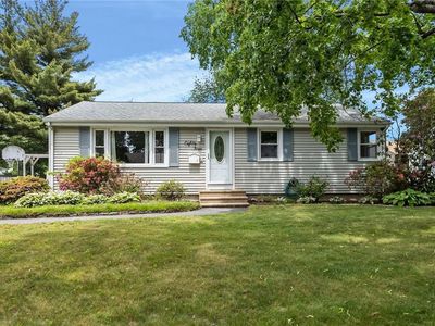 83 Bateman Ave