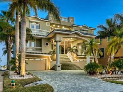 4348 Harborpointe Dr