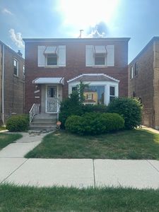 10812 S Vernon Ave
