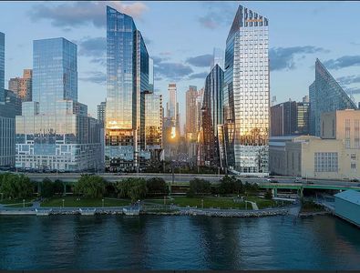 30 Riverside Blvd APT 23P