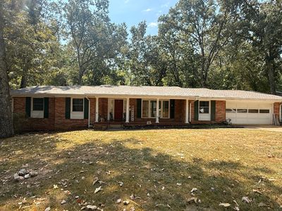 5835 Northshore Dr