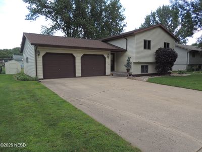 Property at 130 15th St NE, Watertown, SD