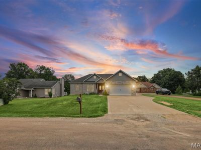 39 Shore Dr SW