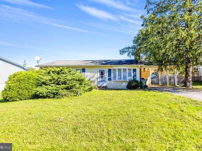 10933 Bridle Path Cir