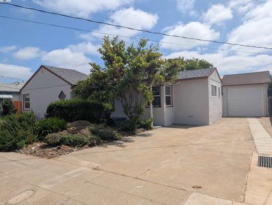 20054 Santa Maria Ave