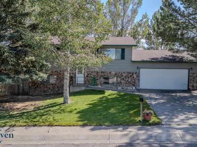 Property at 953 Elm St, Wheatland, WY