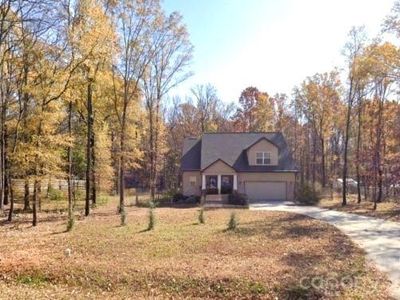 601 Old Highway Rd