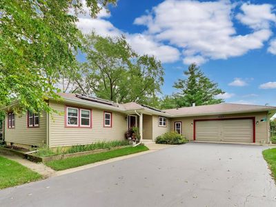 Property at 427 W Helen Rd, Palatine, IL
