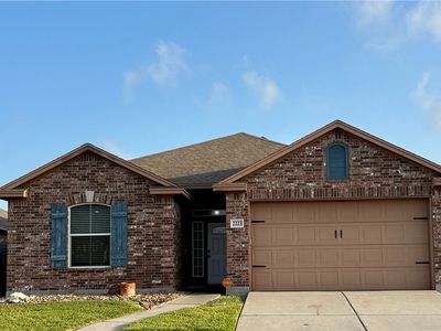 2223 Mangrove Dr