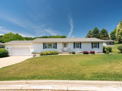 224 Eagles Bluff Rd