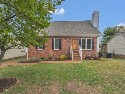 5045 English Village Dr