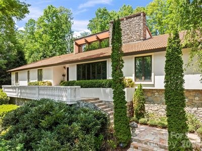69 Forest Rd