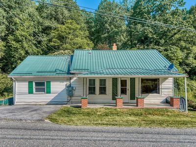 1256 Scratch Gravel Rd