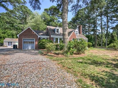 1326 Cricket Hill Rd