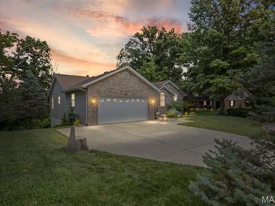 Property at 109 Fairington Dr, Troy, IL