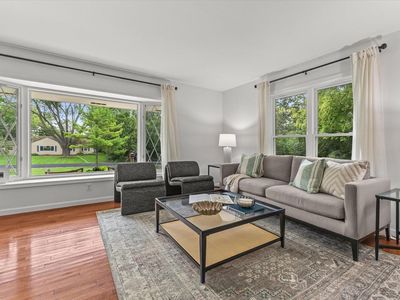 W176N8625 Sunset Ridge DRIVE