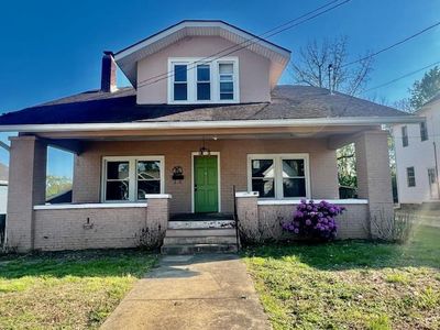 244 Hall St