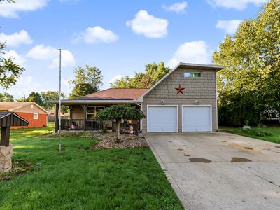 1976 Farmdale Rd