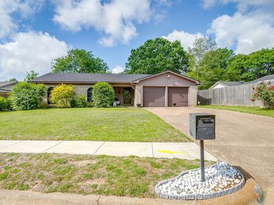 529 NW Jayellen Ave