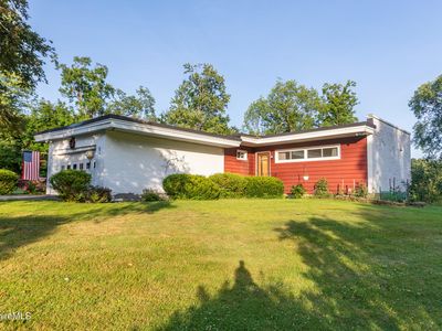 62 Braeburn Rd