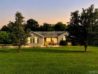 Property at 114 E Ledge Rock Dr, De Soto, MO