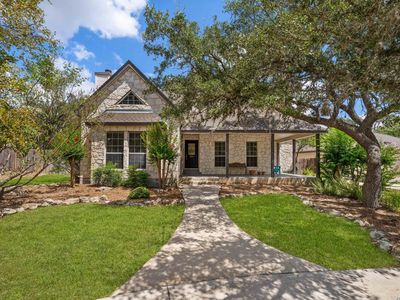 134 WOODLAND BLVD
