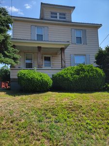 3209 Burton Ave