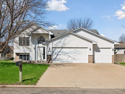 Property at 816 Shea Cir, Belle Plaine, MN