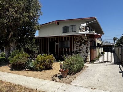 309 W Buckthorn St APT 1