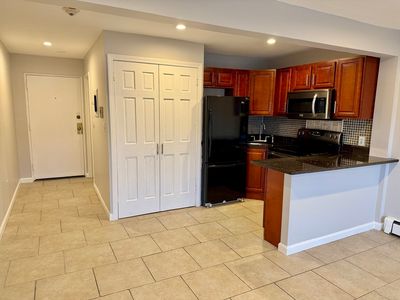 175 Ward St APT 12